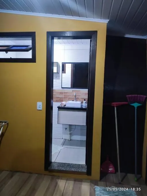 הוילה ארויו דו סילבה Casa Proximo Ao Mar, 100 Mts 0*,  ברזיל